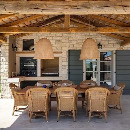 Olive View - Adriatic Luxury Villa Tar-Vabriga